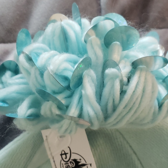 Disney Beanie - Picture 3 of 5